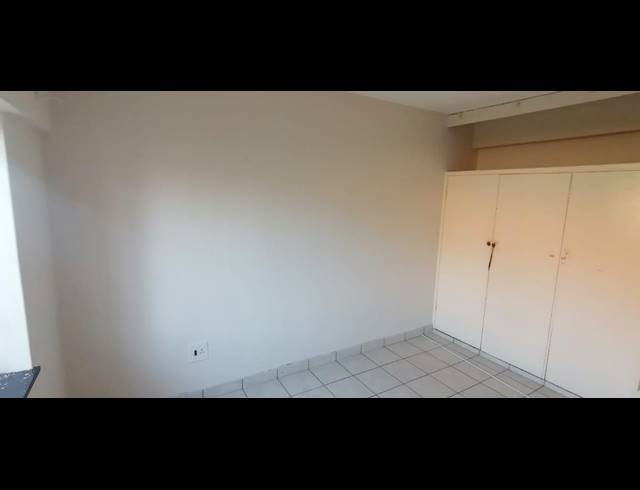 1.5 BEDROOM FLAT SOLD IN STILFONTEIN EXT 3